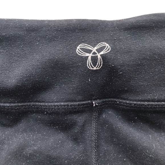 TNA Leggings - Picture 3 of 4